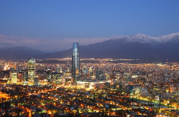 Panorama nocturne de la capitale – Santiago du Chili