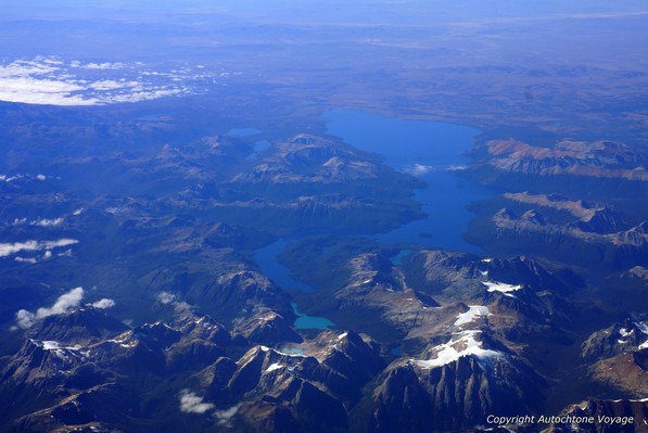 Survol au dessus de la Cordillère des Andes – Patagonie chilienne