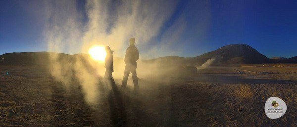 Couché du soleil aux geysers du Tatio (4321m)